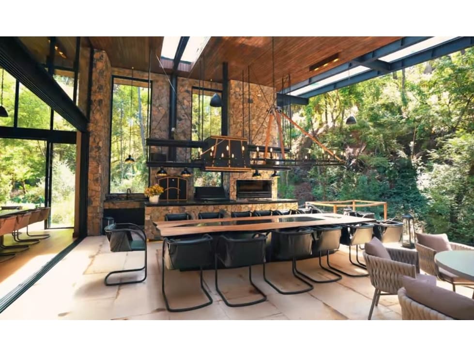 HERMOSA CASA EN AVANDARO VALLE DE BRAVO — foto 2