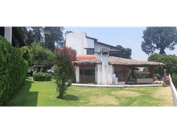 BONITA CASA EN CONDOMINIO