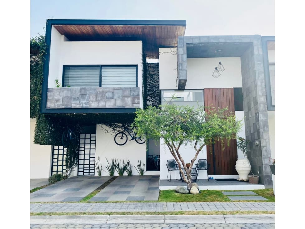 Casa En Venta Dentro De Parque Coahuila Lomas De Angelopolis — foto 1