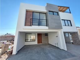 Casa En Venta Dentro De Fraccionamiento En Cuautlancingo