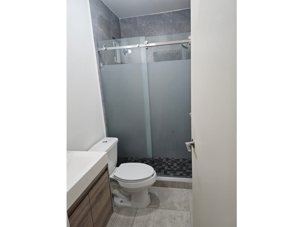 RENTA DE DEPARTAMENTO CON TERRAZA PRIVADA EN CENTRIKA, MONTERREY N.L. — foto 5