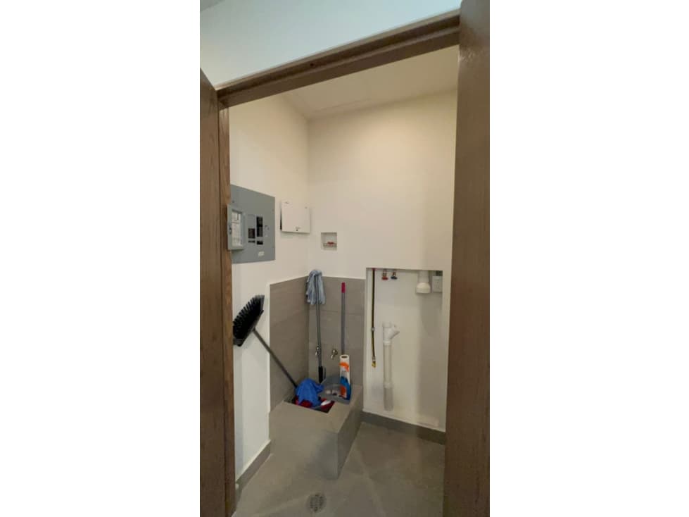 VENTA DE DEPARTAMENTO EN TORRE KIMA, VALLE PONIENTE A 4 M DE LA UDEM — foto 6