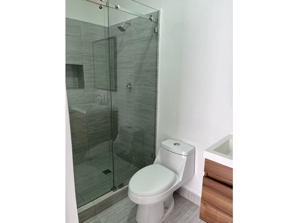 CASA REMODELADA EN VENTA EN EL CENTRO DE MONTERREY — foto 5