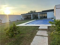 QUINTA CAMPESTRE EN VENTA EN VALLE DE ZUAZUA N.L.