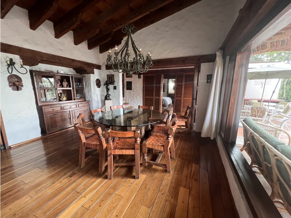 Extraordinaria casa en venta en Avandaro para remodelar — foto 4