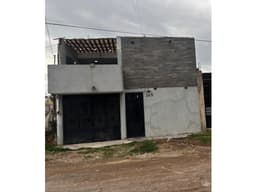 Casa de 6 recamaras en el Salto!
