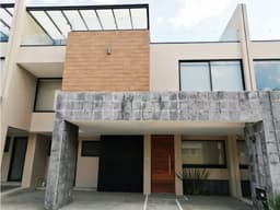 PREVENTA Casa en Santa Gema: Camino Real, UMAD, UDLAP