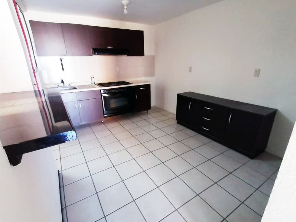 Casa en Cuautlancingo dentro de Fracc. con Alberca — foto 4