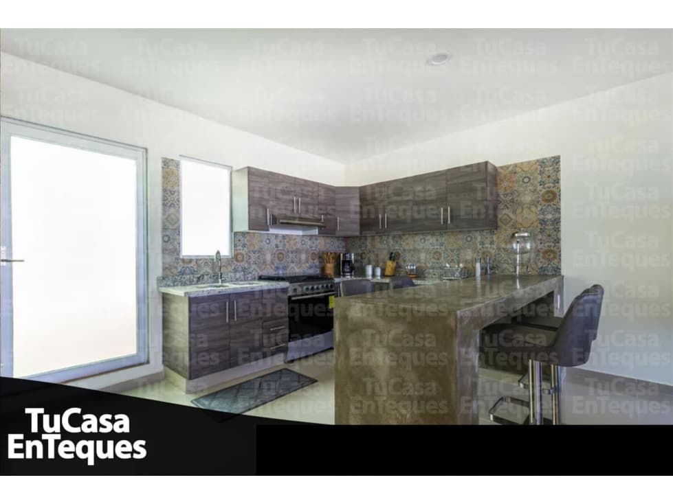HERMOSA CASA EN TEQUES — foto 6