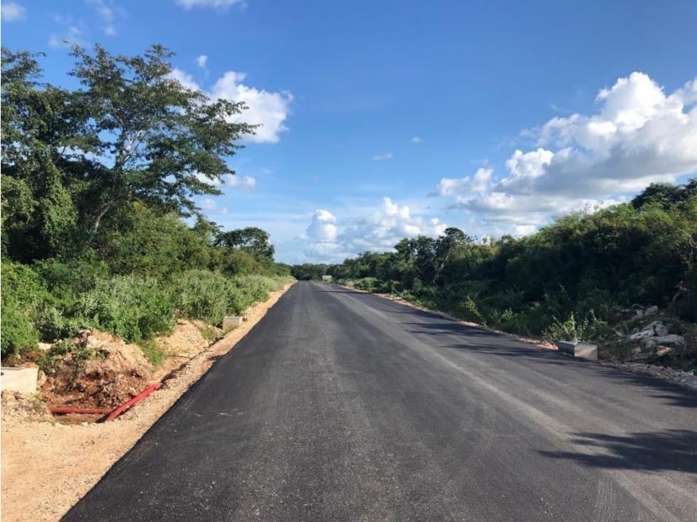 Conkal Terreno En Esquina Dentro De Privada Amaranta — foto 2