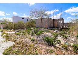 Yaxlum Terreno Con Construccion En Venta Atencion Constructores
