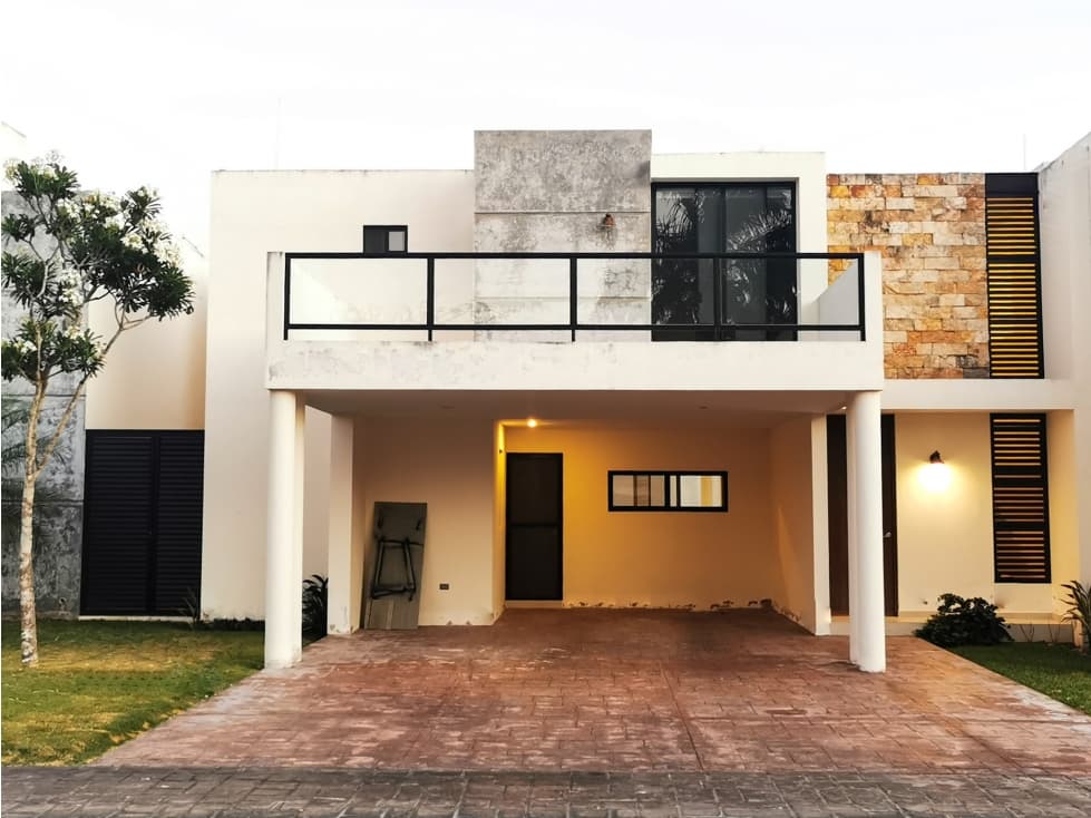 Cholul Privada Cuspide Casa En Renta — foto 1