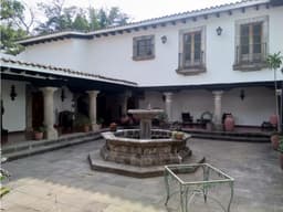 MAGNIFICA RESIDENCIA EN CUERNAVACA