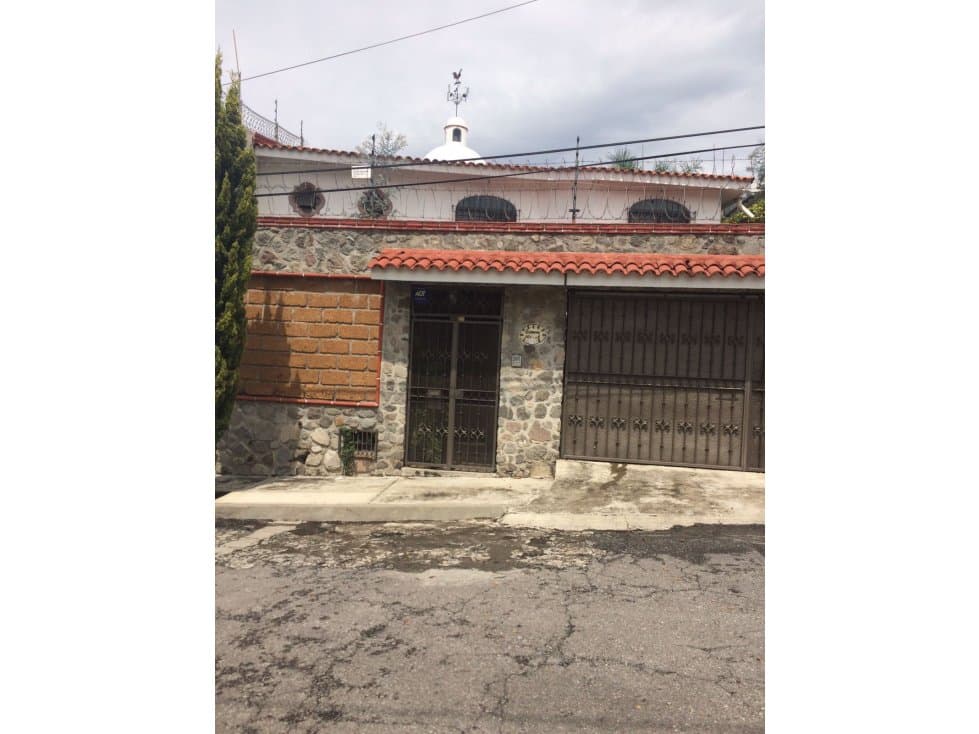 HERMOSA CASA SOLA EN CUERNAVACA — foto 2