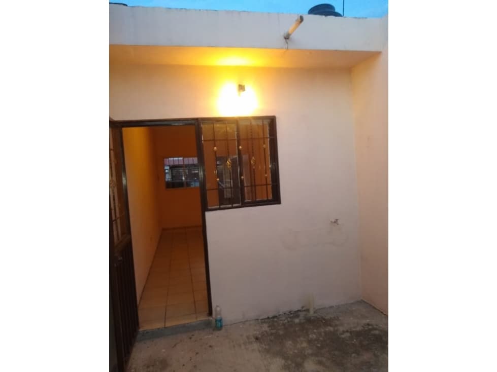 CASA EN VENTA COL. LA CEIBA — foto 3