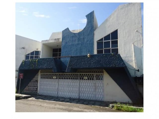 CASA EN VENTA EN 4A AVENIDA SUR