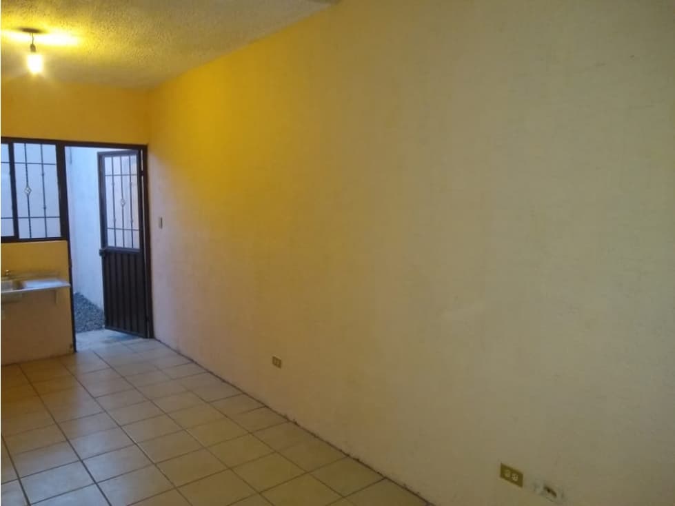 CASA EN VENTA COL. LA CEIBA — foto 4