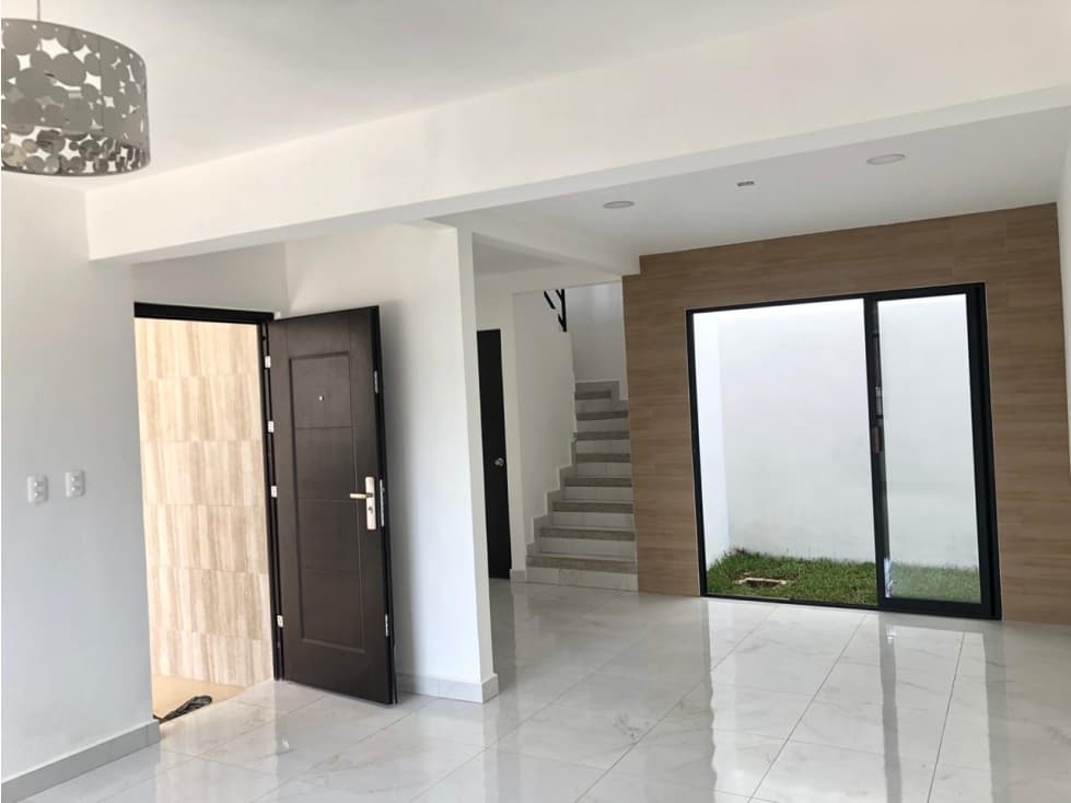 CASA EN VENTA EN PRIVADA LA PAZ — foto 3