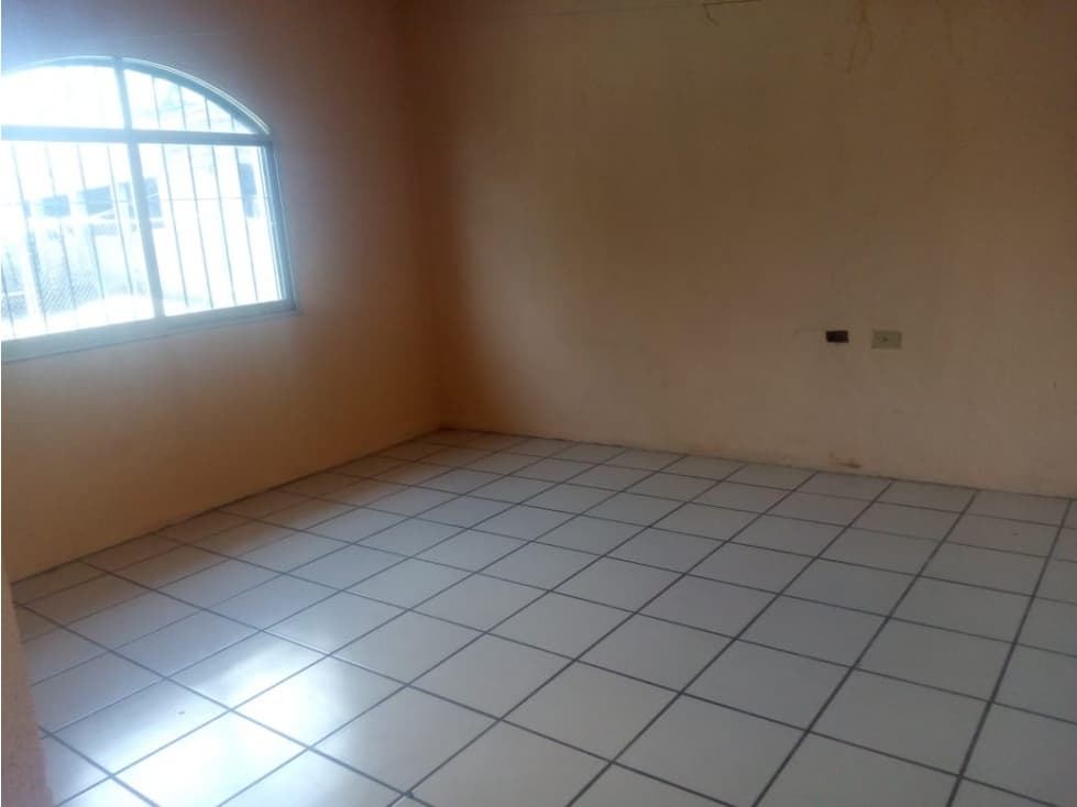 CASA EN VENTA EN COLONIA LA JOYA — foto 6