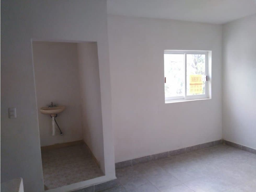 SE VENDE CASA EN COL. LAS  NUBES — foto 5