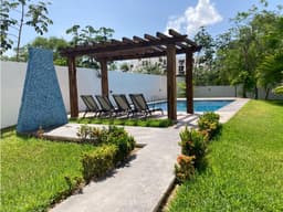Residencia con Alberca Privada Sevilla 5
