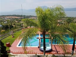 residencia con vista al lago, 5 recamaras, alberca