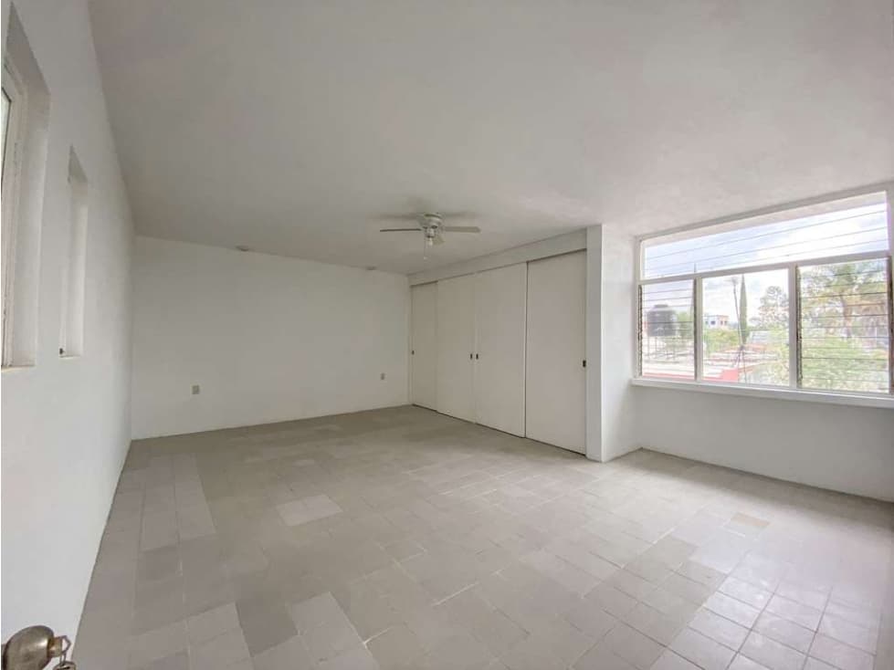 casa con jardin amplio, cercas de chapala — foto 1
