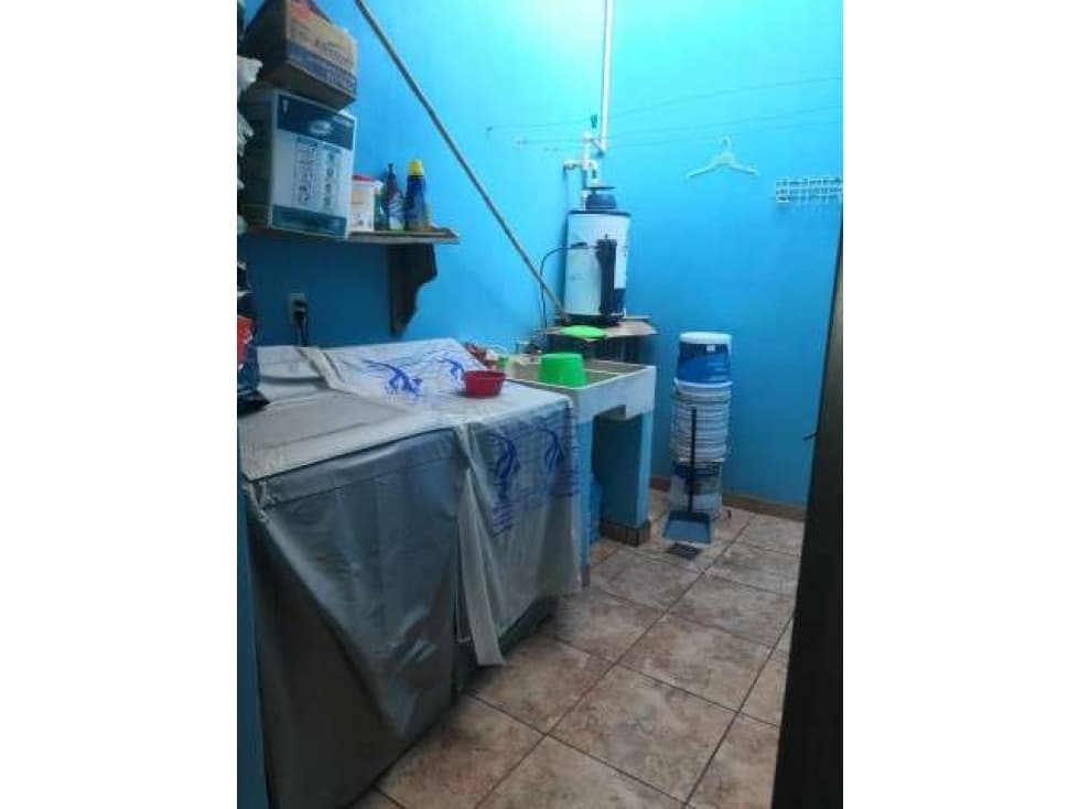 Venta de casa con chimenea en fraccionamiento. — foto 2