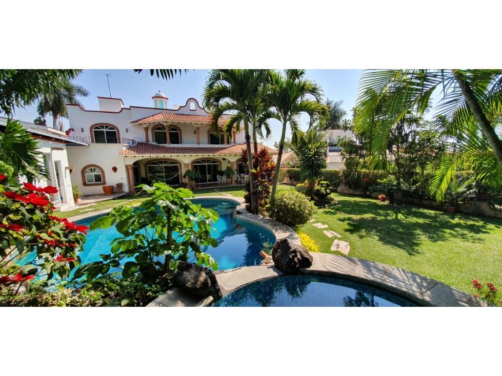 CASA ESTILO MEXICANO MODERNO LOMAS DE COCOYOC — foto 1