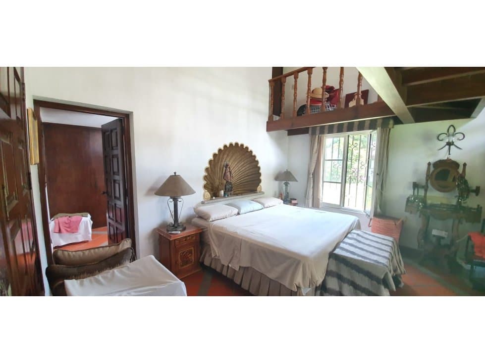 HERMOSA HACIENDA  EN LOMAS DE COCOYOC — foto 5