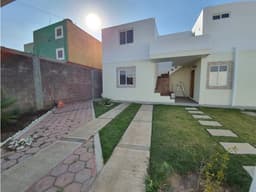 CASA EN VENTA SANTA MARIA ACUITLAPILCO CERCA DE LA UAT