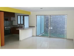 CASA EN VENTA LOS ALMENDROS( RIO BLANCO)