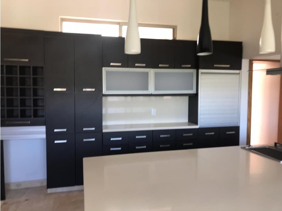 RESIDENCIA EN VENTA EN LAS CAÑADAS — foto 2