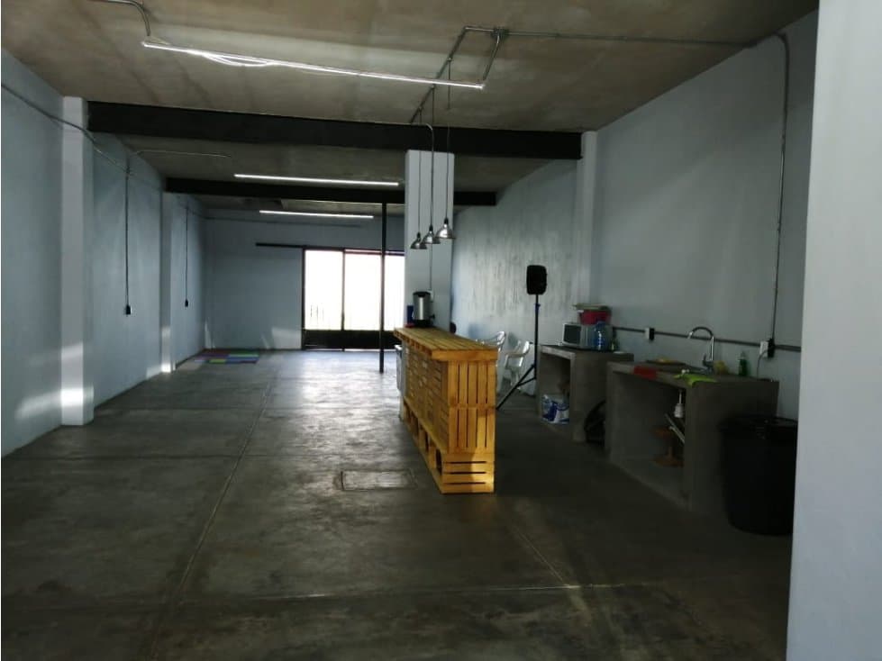 VENTA BODEGA MEDRANO(con departamento — foto 2