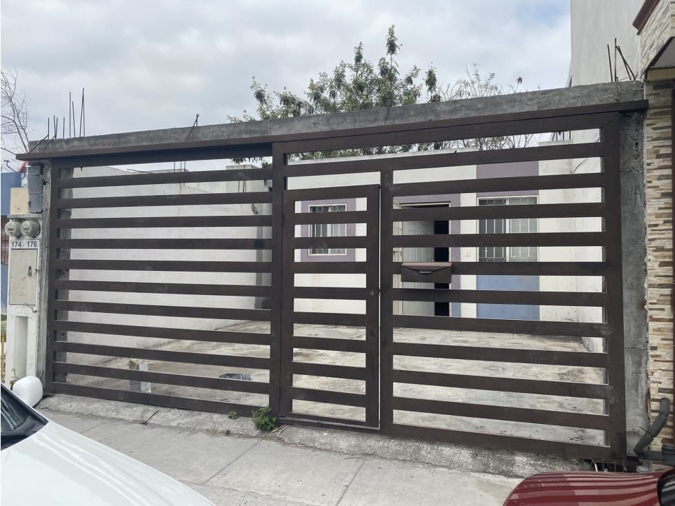 Casa en Venta Col. Valle del Roble, CADEREYTA — foto 2
