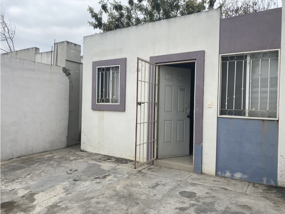Casa en Venta Col. Valle del Roble, CADEREYTA — foto 3