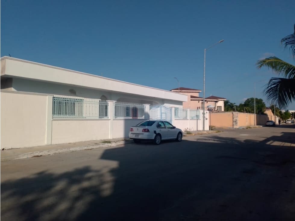 Casa para familia grande, opcional a negocio spa o edificio de deptos — foto 2