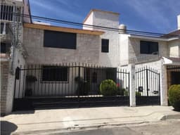 RENTA DE CASA EN SAN JAVIER 1a SECCIÓN PACHUCA HGO