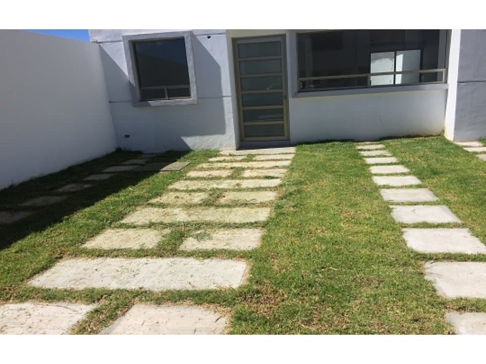 Excelentes Casas de 2 Niveles — foto 2