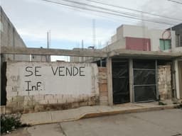 VENTA DE TERRENO Con construcción Santa Julia Pachuca