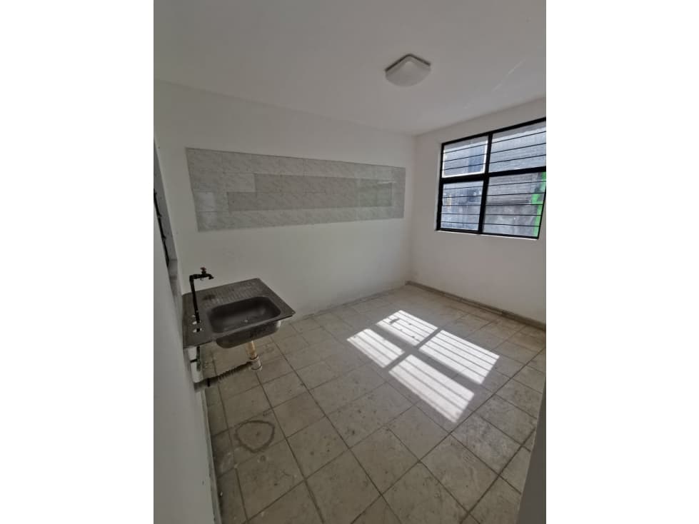 REMATE: Enorme Casa en esquina 1.1mdp — foto 4