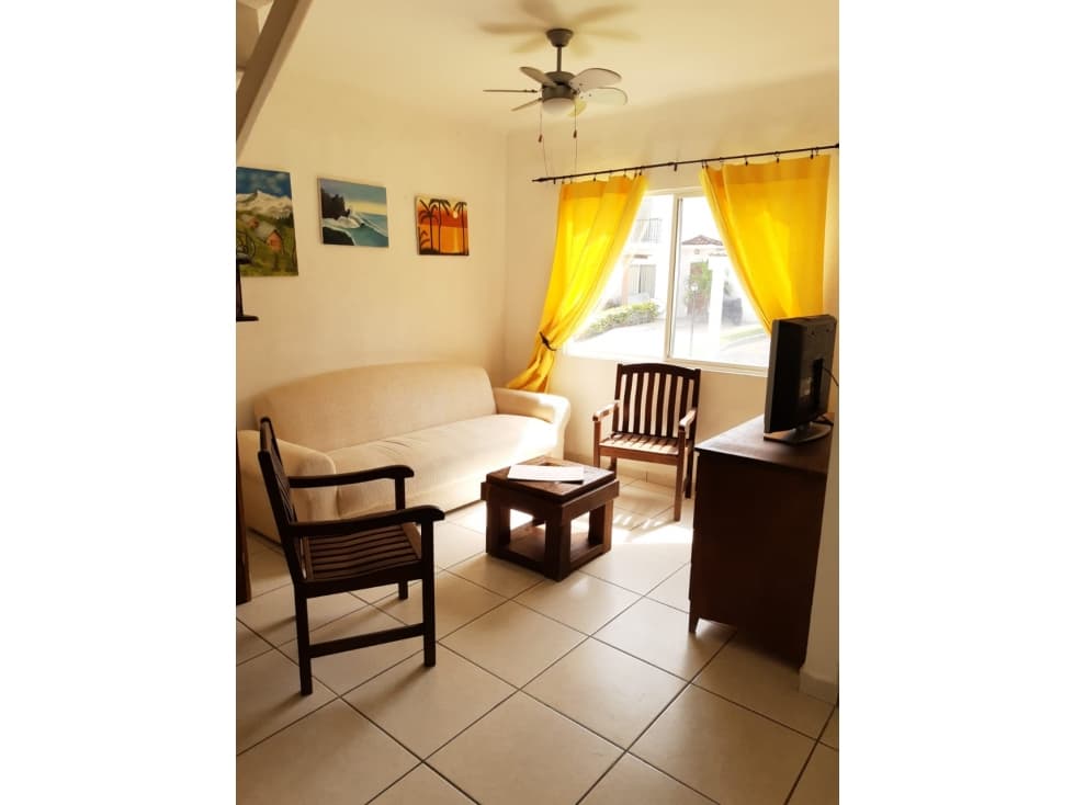 CASA EN RENTA EN LA CRUZ DE HUANACAXTLE — foto 3