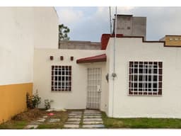 Casa Económica con 3 recamaras en Tulancingo, Col Rincones I