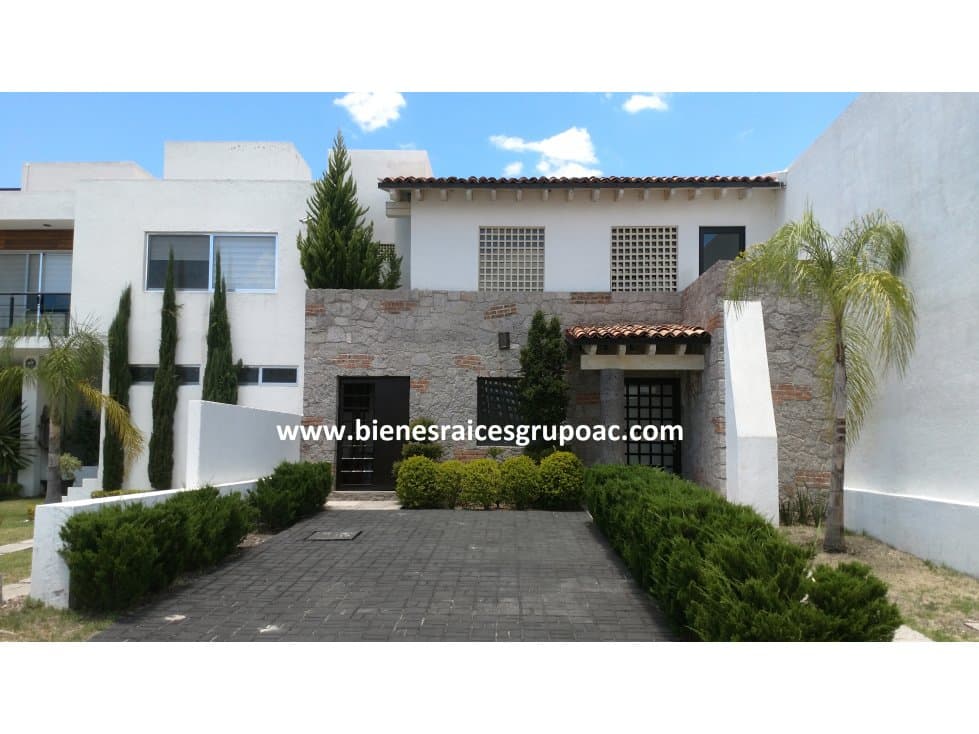 CASA  EN VENTA CUMBRES DEL LAGO / VR-1002 — foto 1