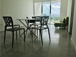 RENTA / VENTA departamento con vistas al mar y junto a Puerto Cancun