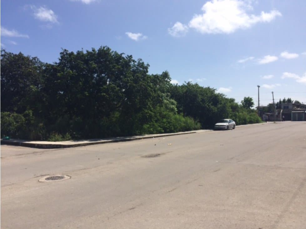 Venta de Terreno Uso Mixto en Av Puerto Juarez — foto 5