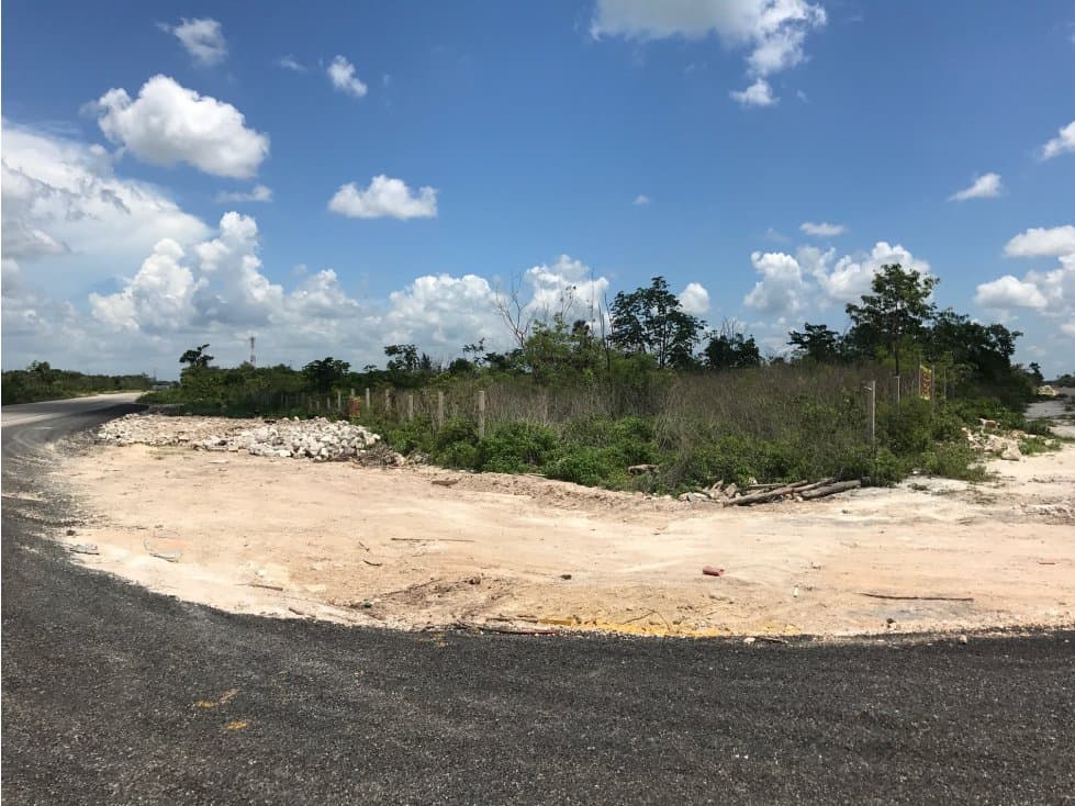HA sobre carretera Aeropuerto Cancun - Merida — foto 5