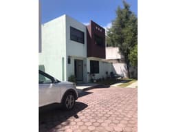 VENTA DE HERMOSA CASA EN STA CRUZ BUENA VISTA