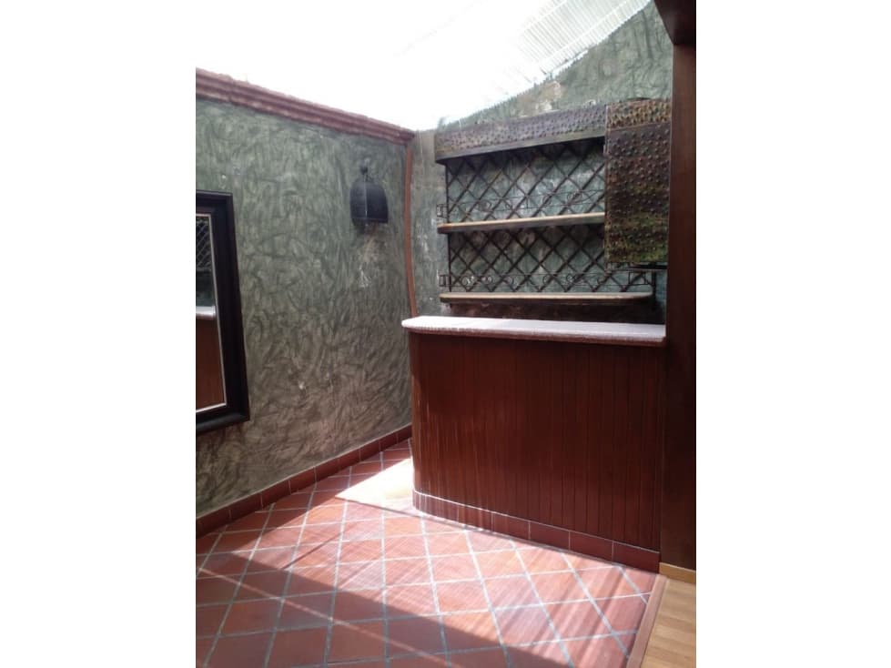 GRAN OPORTUNIDAD!! CASA CON PRECIO E UBICACION EXCELENTE! — foto 3
