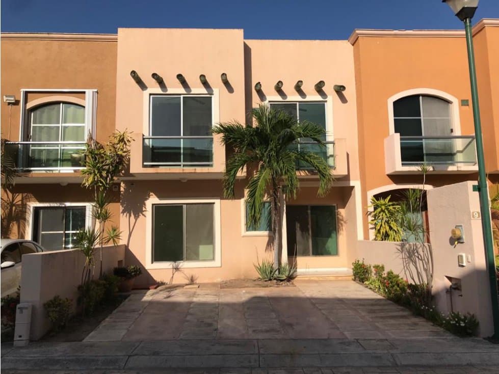 Casa en renta sin muebles — foto 1